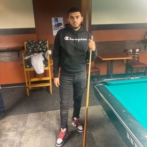 Meet your Posher, Shawkat